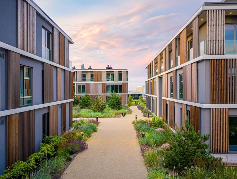 Lesta Housing